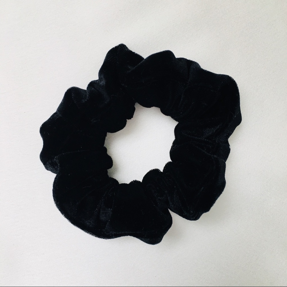 ♻️Upcycled Eco-Friendly Scrunchie♻️